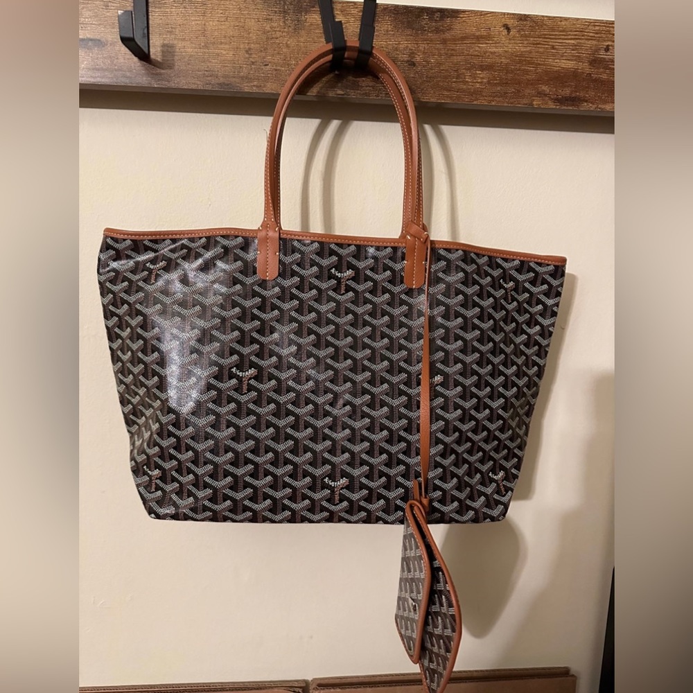 Goyard’s Staint Louis PM Tote in Tan